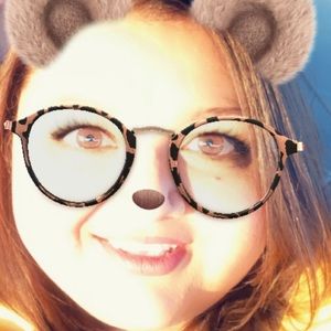 Meet your Posher, Dalila